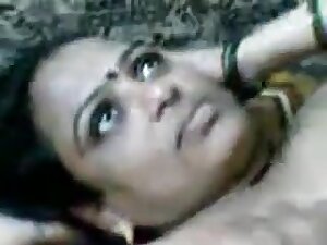 Marathi Bhabhi Has Some Exposed Pleasure