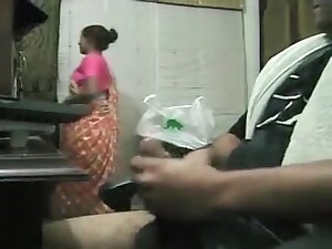 Man Doing Hj With Talking To Maid,she Also Watching