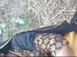 Desi village randi sucking cock blowjob outdoor in khet