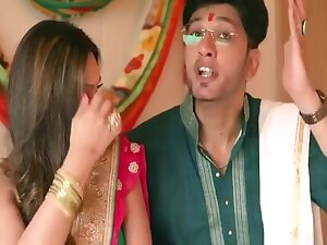 Desi Hot Swathi Saluva Bhabhi Hardcore Sex