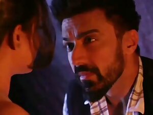 Puja Bose hot sex kissing scene