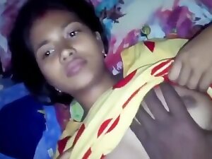 Desi Girl With A Nice Pussy