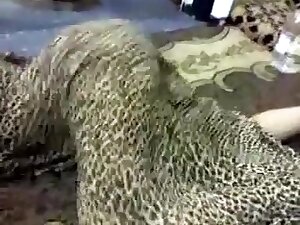 Bewitching Arab butt shaking