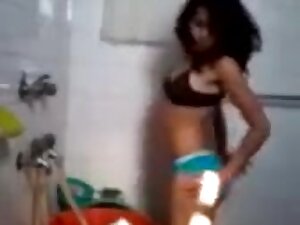 Tamil Girl Swapna Bath Video for BF