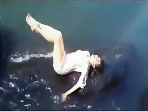 Wet Hot Indian Actress getting wet in sexy clothes in river