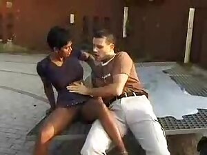 Outdoor banging with foreigners