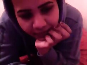 Very hot bhabi smacks her pussy in front of a webcam