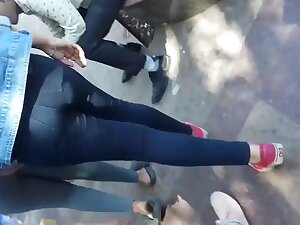 Indian Beautiful Girls in Tight Jeans Asses