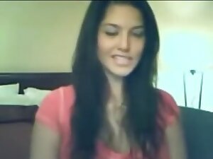 DESI INDIAN PORN ACTRESS WEBCAM DILDO SHOW BEFORE FAMOUS CELEBRITY