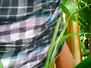 Desi aunty fucked at farm