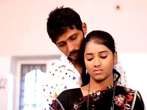 Desi Aunty And Mallu Aunty - Desi Hot Navel Suck