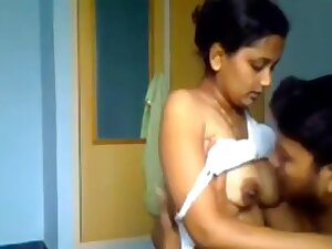 Sexy Indian Bhabhi Home Sex With College Guy For Rent Money