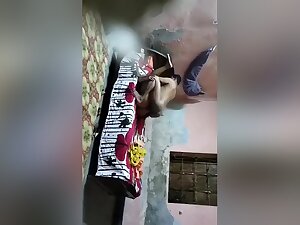 Today Exclusive -desi Cheating Wife Sex With Lover