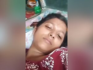 Lonely Desi Girl Pussy Fingering Video Call With Her Bf
