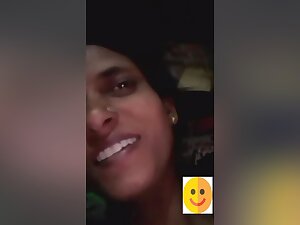 Today Exclusive- Bhabhi Showing Her Boob On Video Call