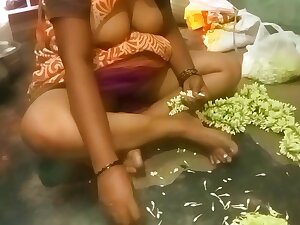 Desi Aunty Flower Sex In Home