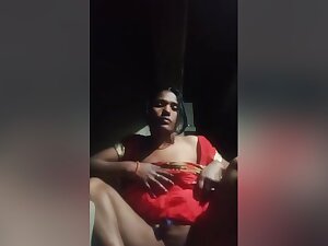 Desi Village Bhabhi Shows Her Boobs And Pussy
