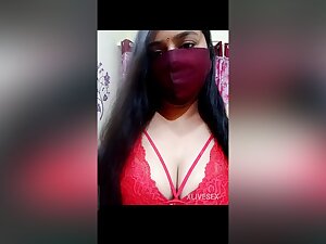 Indian Mallu In Desi Aunty Nude Webcam Show