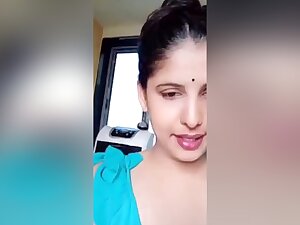 Today Exclusive- Sexy Desi Girl Hot Tango Show