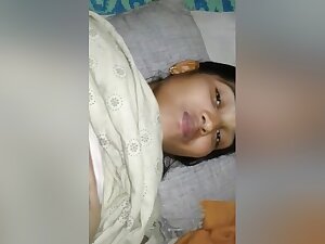 Today Exclusive- Cute Desi Girl Boob Pressing And Fucked