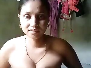 Cheating Dehati Hottie Making Her Naked Selfie In A Bathroom