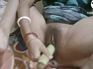 Indian Desi Bhabhi Fingering