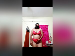 Desi Indian Marathi Married Aunty Nude Webcam Show