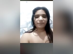 Today Exclusive- Desi Girl Record Bathing Clip For Lover