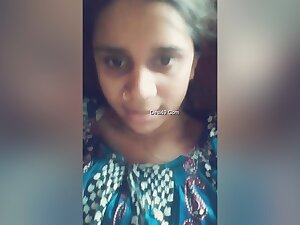 Today Exclusive- Sexy Desi Girl Showing Her Boobs And Pussy Part 2