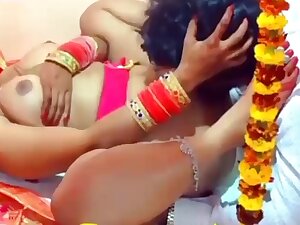 Sadi Ke Dusre Din Hi Desi Bhabi Ne Dewar Ko Khus Kar Diya