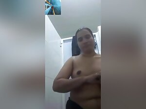 Today Exclusive- Bangla Girl Showing Bathing On Video Call