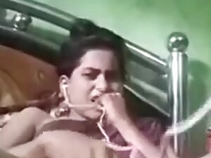 Bangladeshi Live Pussy Show Video On Selfie Cam