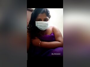 Telangana Telgu Married Aunty Show His Nature Boobs