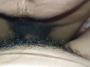 Desi Girlfriend Ki Chudai Oyo Hotel Room Mein Lejake Bahut Masti Se Chudai Kya Bahut Royi Dard Ke Mare