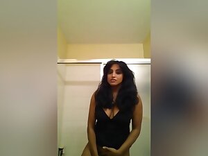 Today Exclusive-sexy Desi Girl Masturbating With Dildo