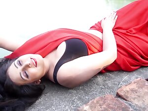 Puja Saree