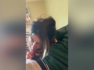 Today Exclusive- Hot Look Nri Girl Blowjob
