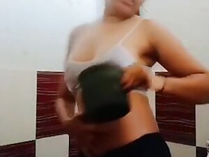 Sexy Pussy College Girl Striptease Selfie Nude Video