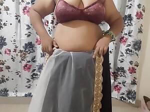 Hot Naughty Indian Desi Bhabhi Getting Ready For Her Secret Boyfriend