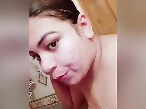 Horny Bangla Bhabhi Shows Her Boobs