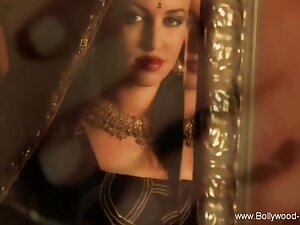 Sexy Indian Goddess Totally Nude With Sexy Goddess