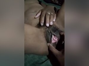 Today Exclusive -wife Pussy Video Record By Hubby
