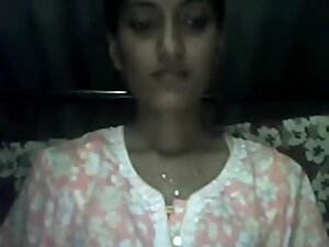 Kanpur Aunty Shows her stuff