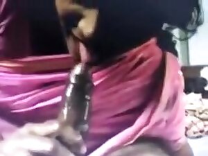 Bhabhi In Pink Saree
