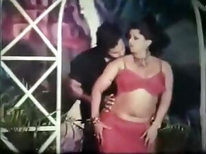 Big Boobs Actress Erotic Dancing In Bangla Movie Song