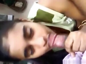 Hot indian girl sucks her bf and masturbates in the shower