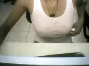 Sexy Delhi Babe In Cafe