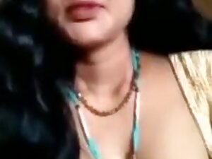 desi longhair bhabi showing privete parts